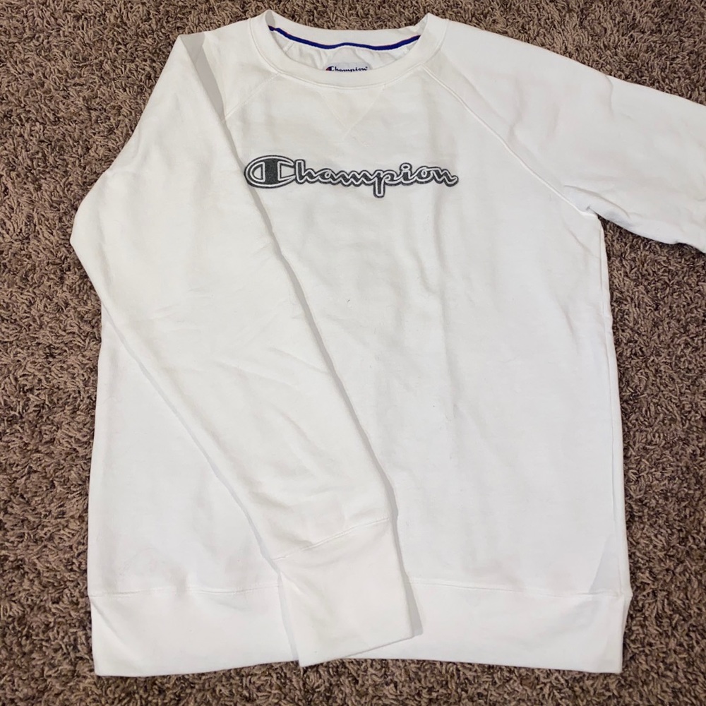 Champion Crewneck 🤍
